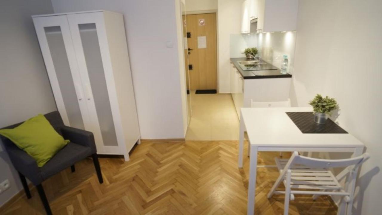 Bagno City Centre 16 Варшава Екстериор снимка