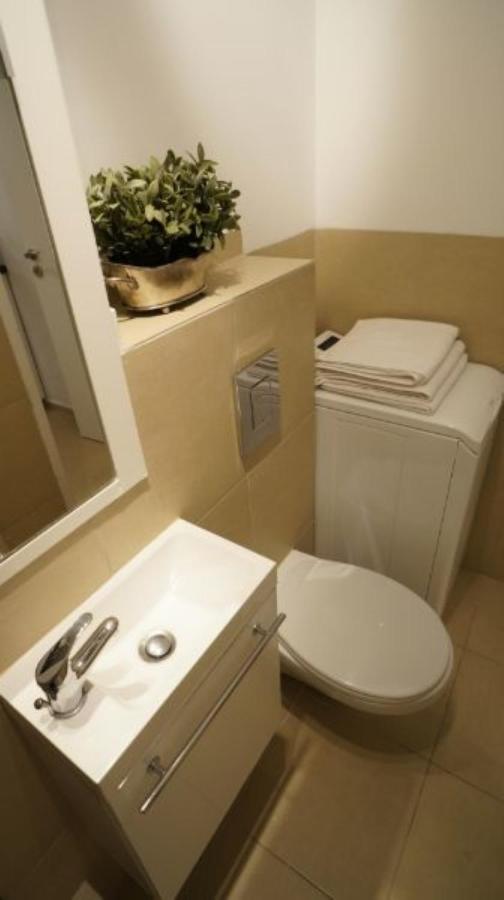 Bagno City Centre 16 Варшава Екстериор снимка